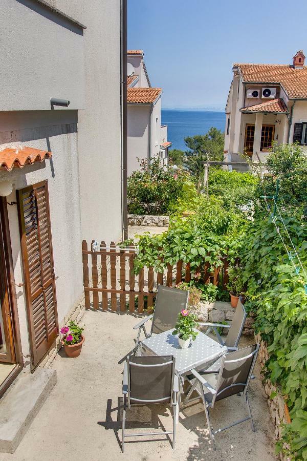 Apartment Budinic Mali Losinj Exterior photo