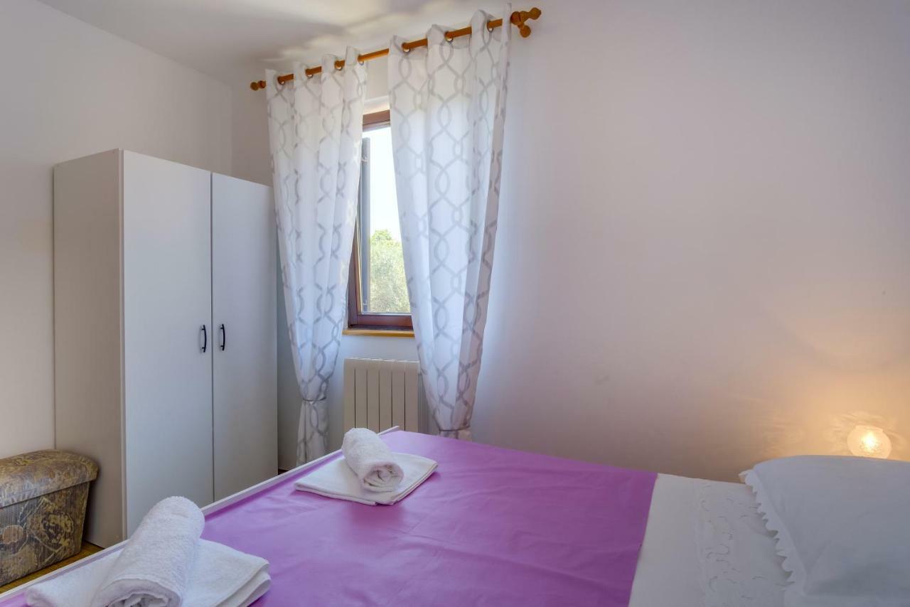 Apartment Budinic Mali Losinj Exterior photo